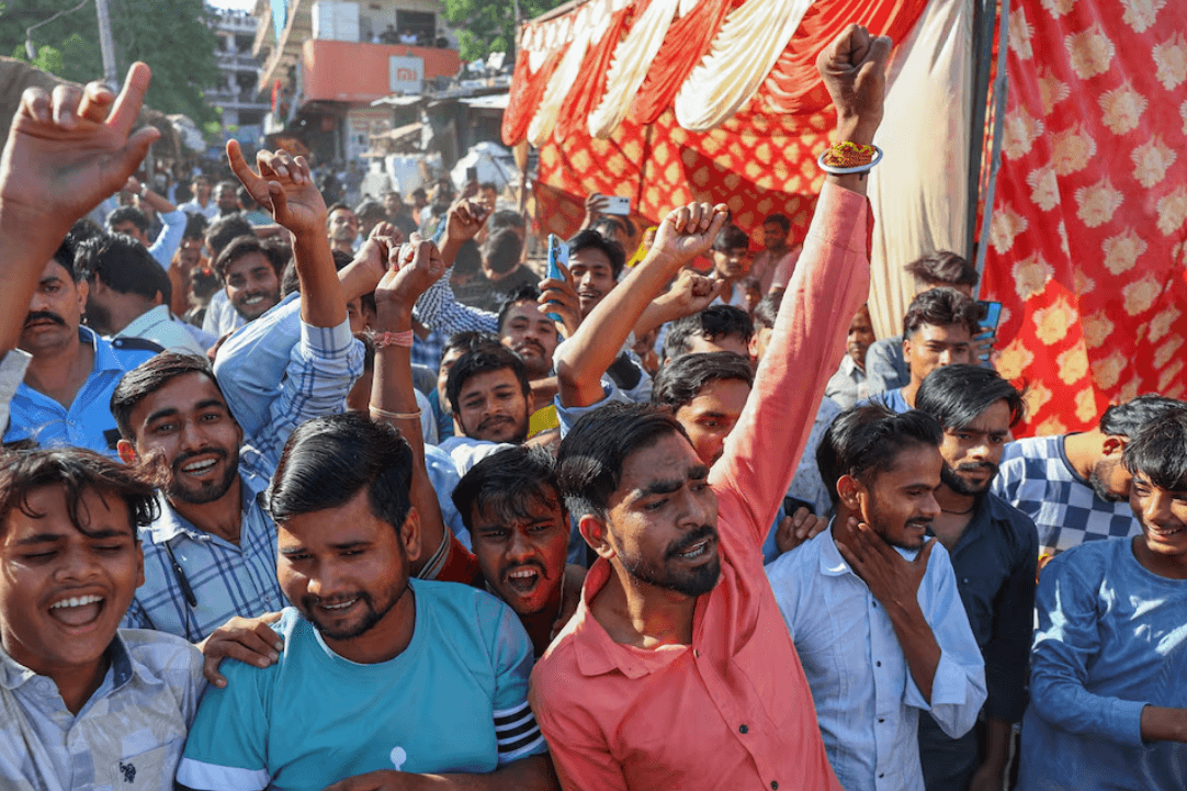 Image for article: <b>Strike</b> wave in India shows <b>workers</b>' power - Red Flag