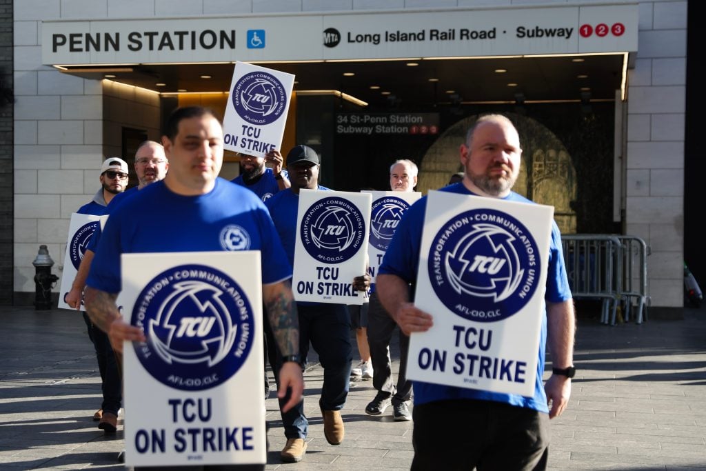 Image for article: North America's largest commuter rail system shuts down as <b>workers strike</b> | VailDaily.com