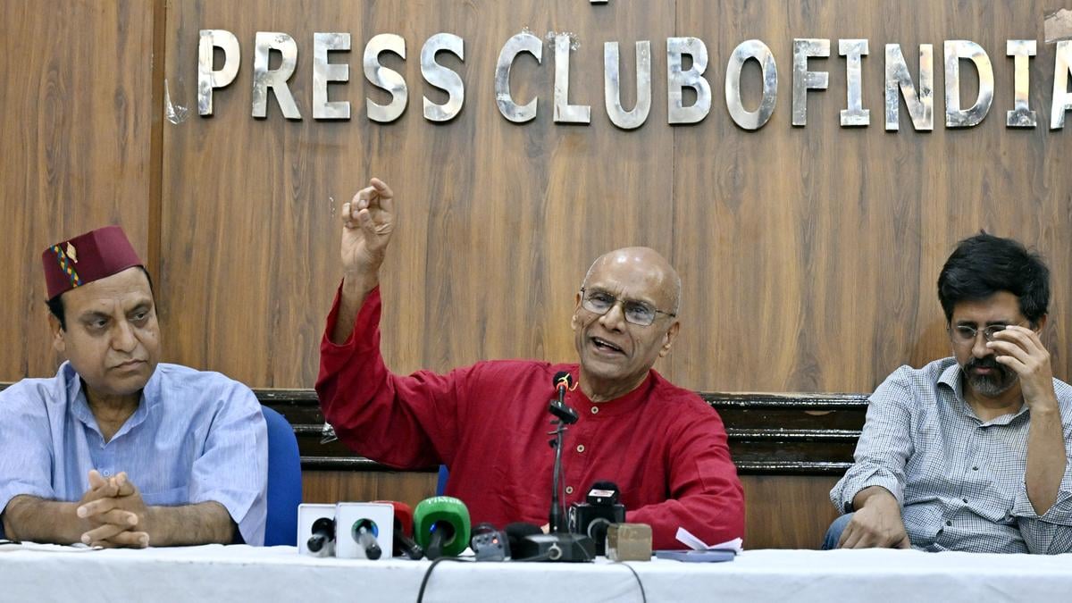 Image for article: Arrests in Noida <b>workers</b>' protests 'illegal', say activists - The Hindu