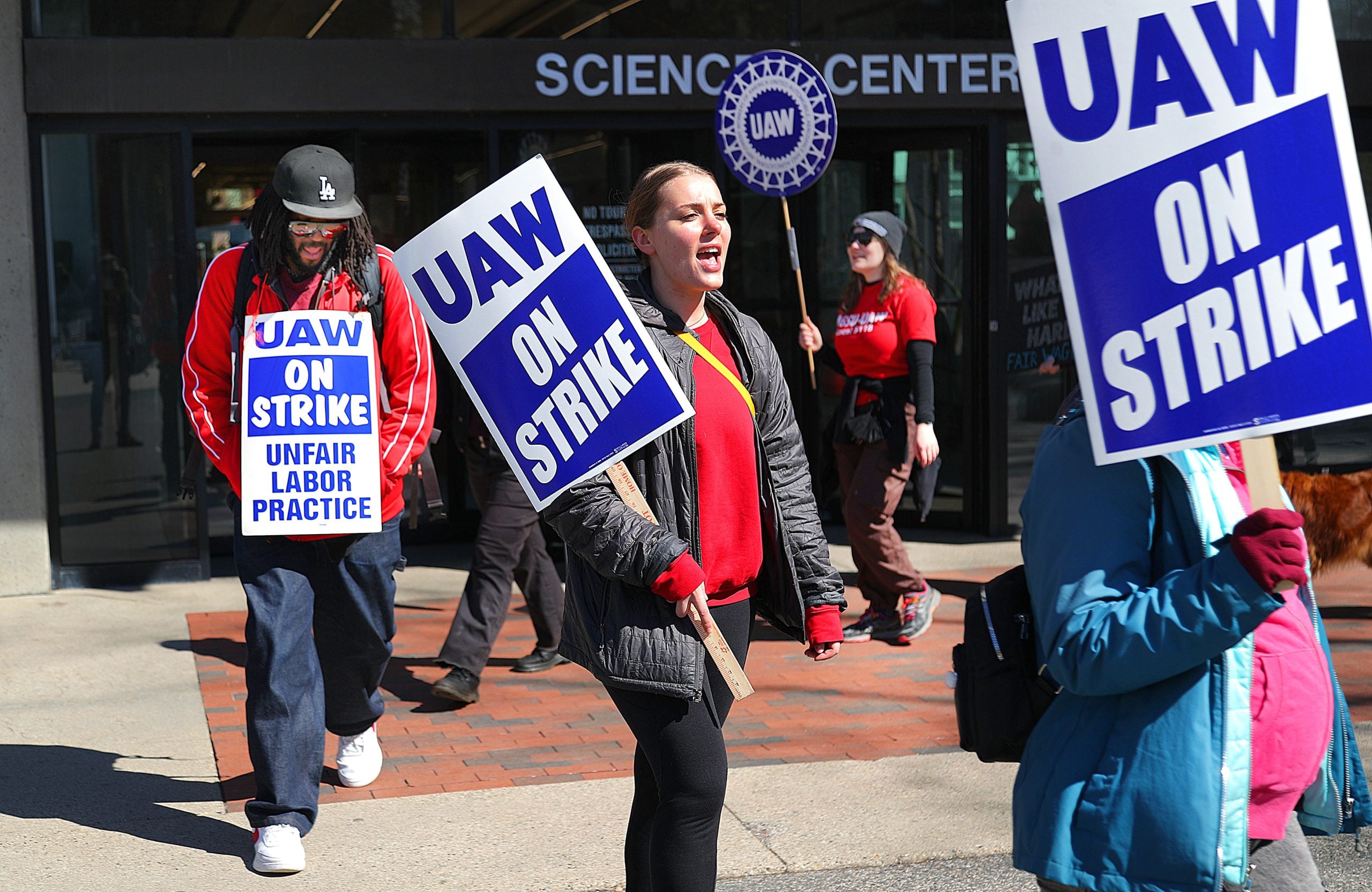 Image for article: Amid Trump attacks and Epstein scandals, 4,000 graduate students <b>strike</b> at Harvard University