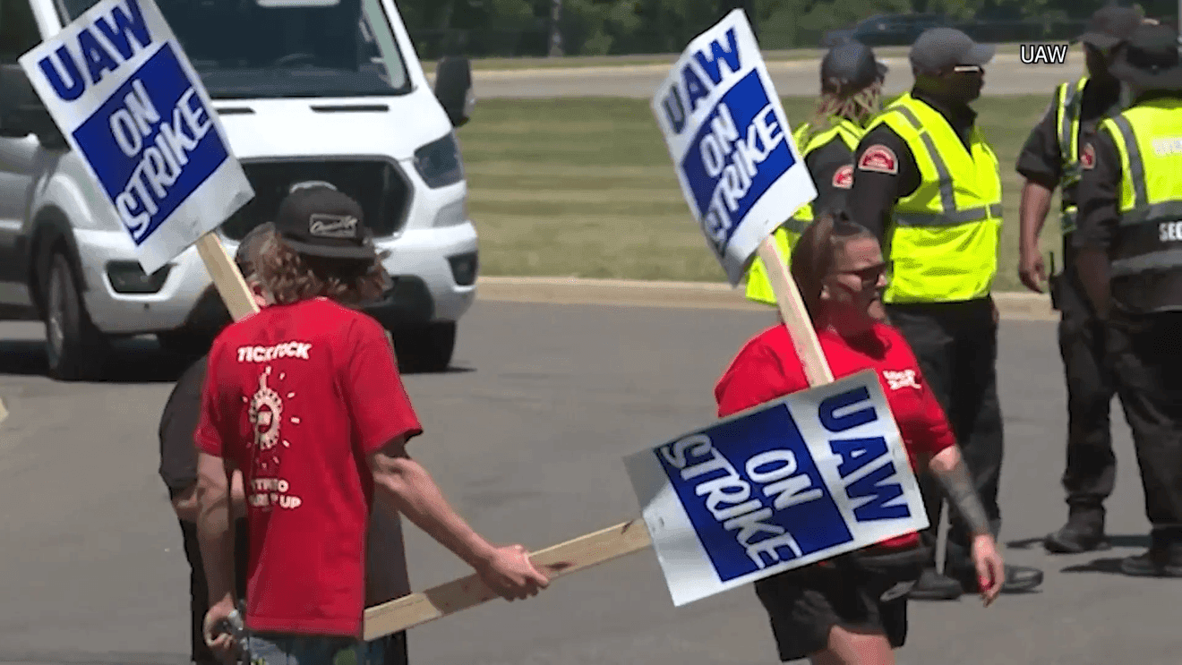 Image for article: American Axle workers reach tentative agreement to end strike in Three Rivers