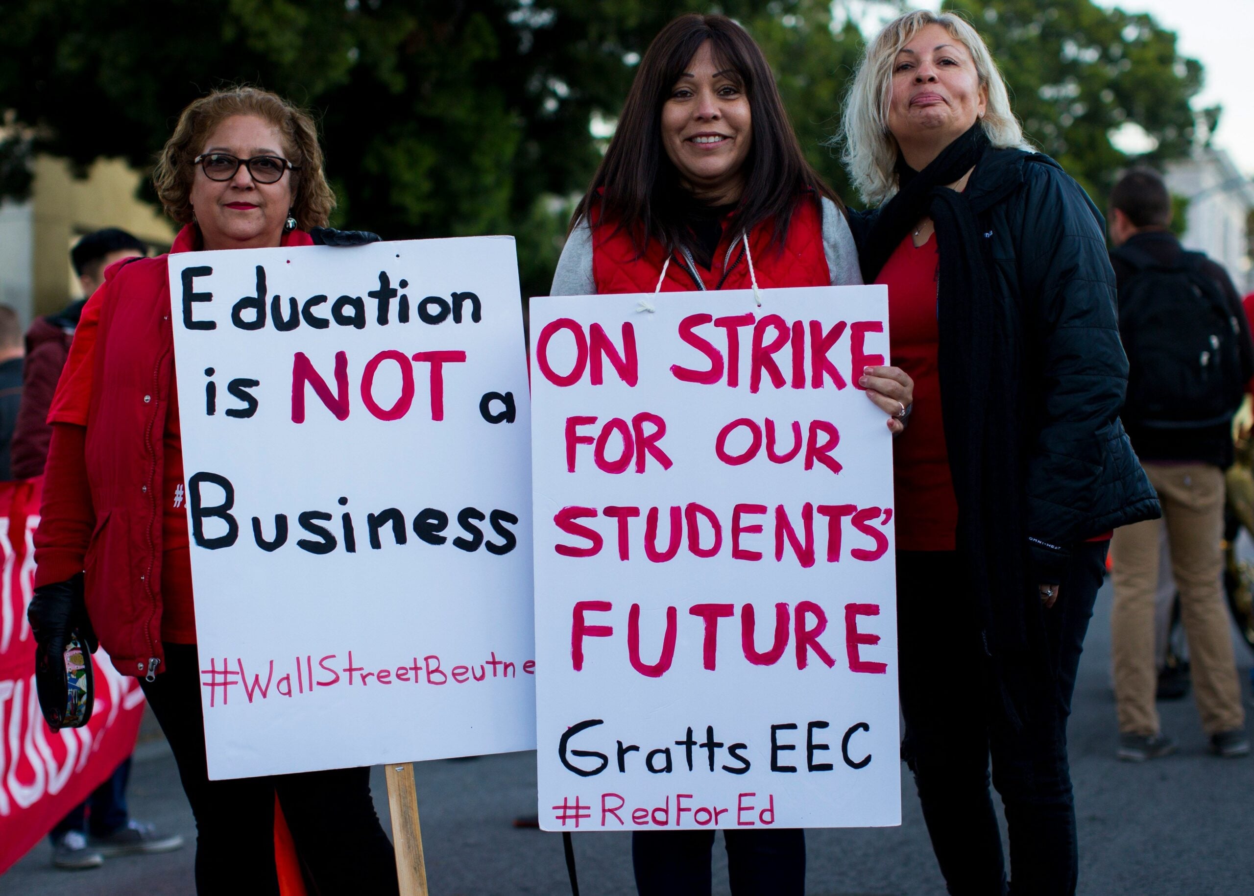 Image for article: LA Teachers Strike: 68,000 Education Workers in 3 Unions Set to Walk
