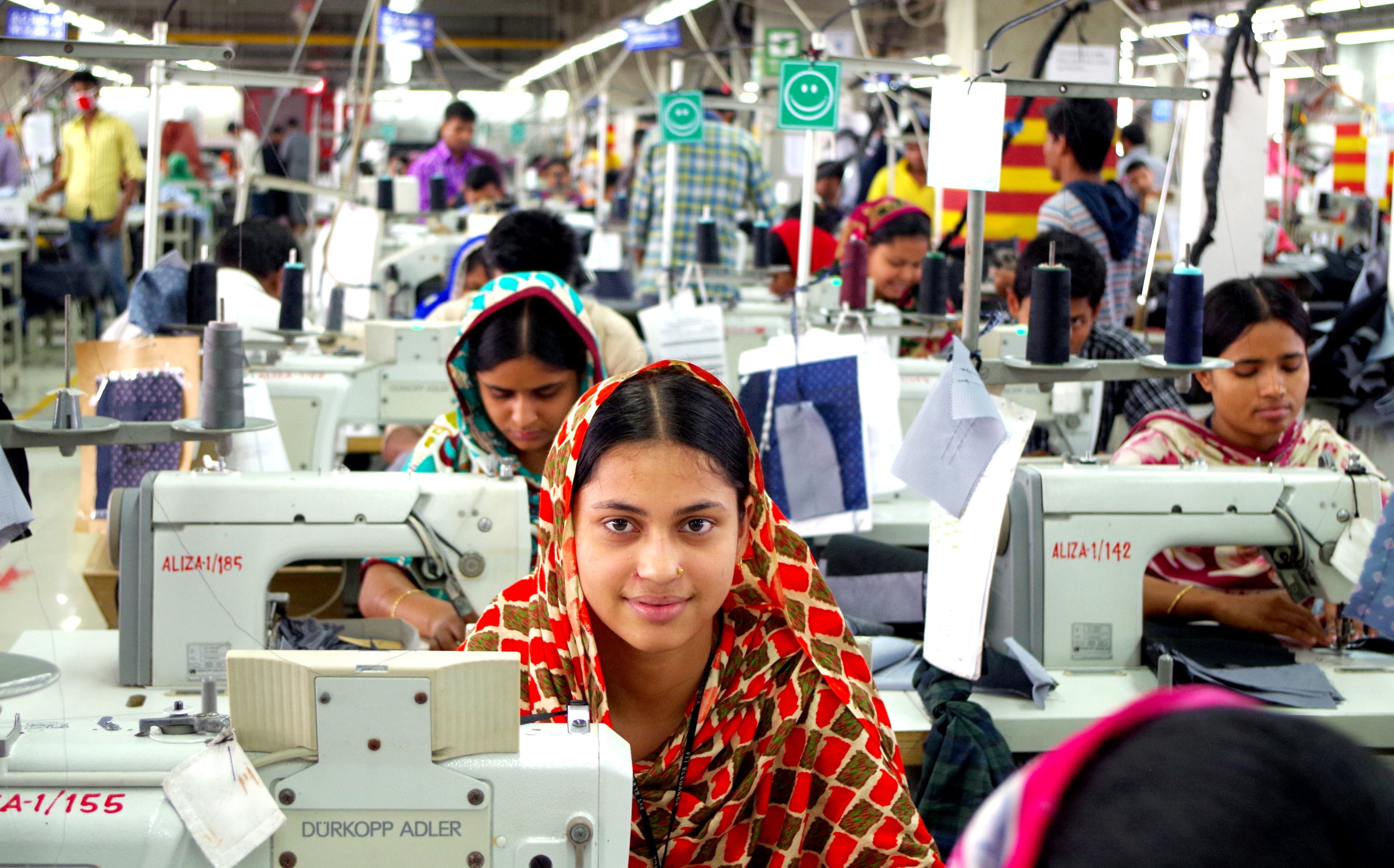 Image for article: Rights group urges fashion brands and states to respect labor rights
