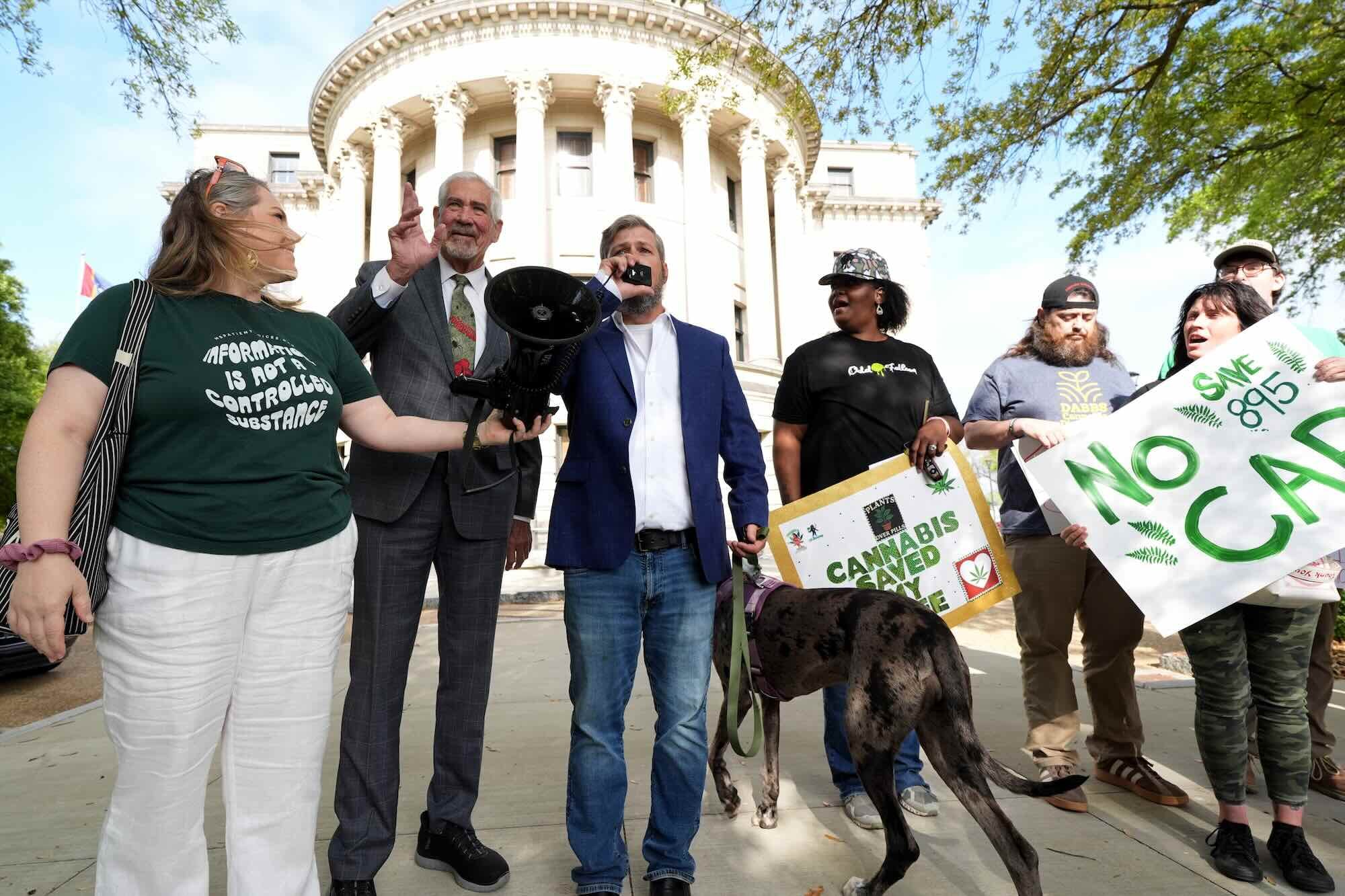 Image for article: Mississippi Medical-Cannabis Patients, Workers Protest Governor’s Vetoes