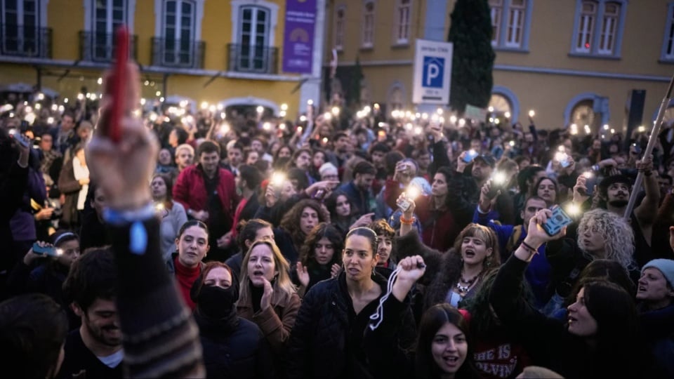 Image for article: Portuguese workers gear up for second general strike in six months