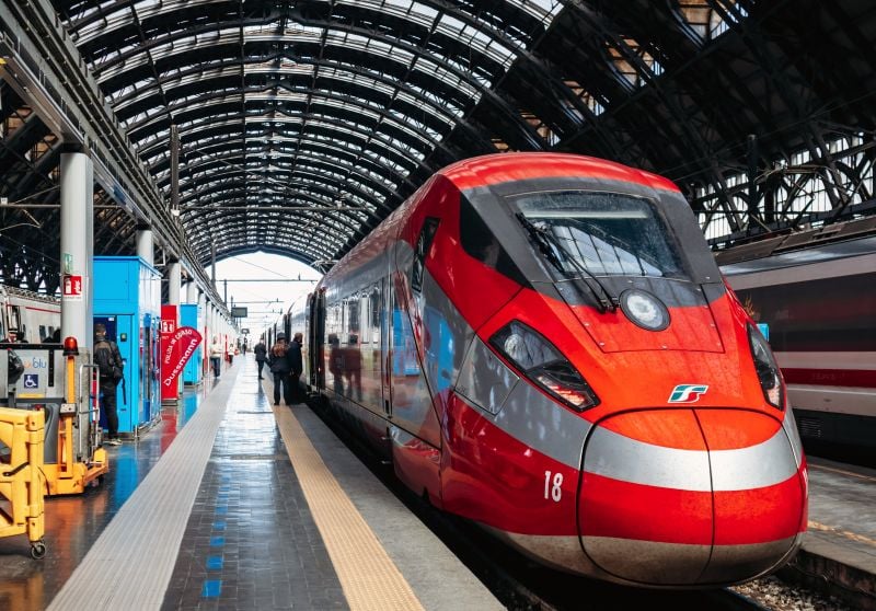 Image for article: Italy general <b>strike</b> on 28 November to hit air travel, trains and public transport